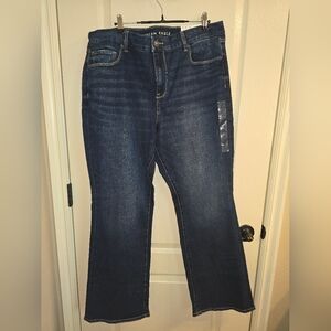 NWT AE Kick Flare Jeans